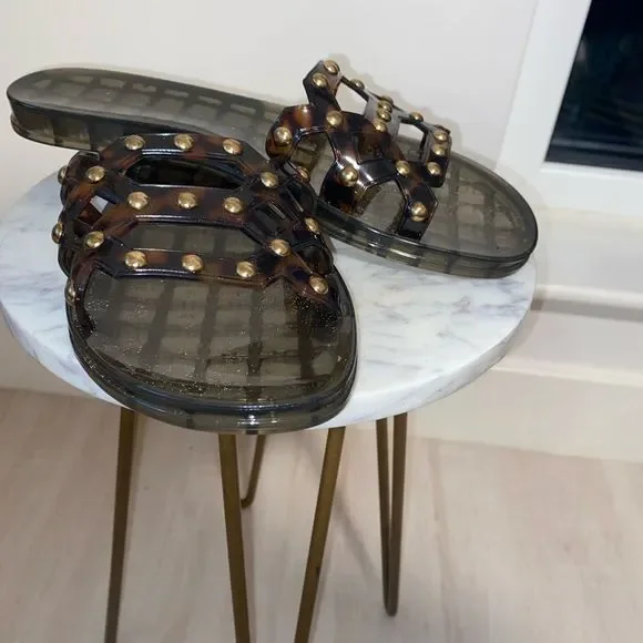 Vince Camuto Gold embezzled flat sandle - Picture 4 of 5